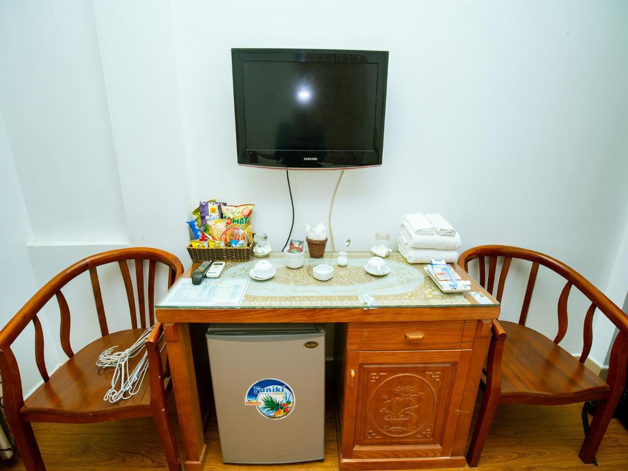 Phuong Dong Hotel Hanoï Extérieur photo